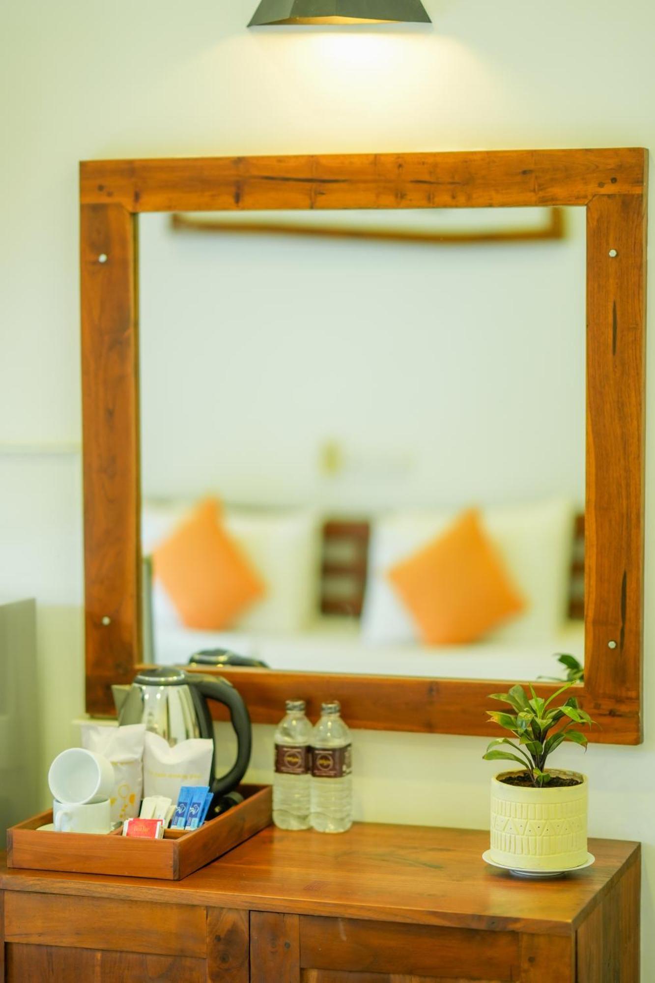 Hotel Athgira อุดาวาลาเว ภายนอก รูปภาพ