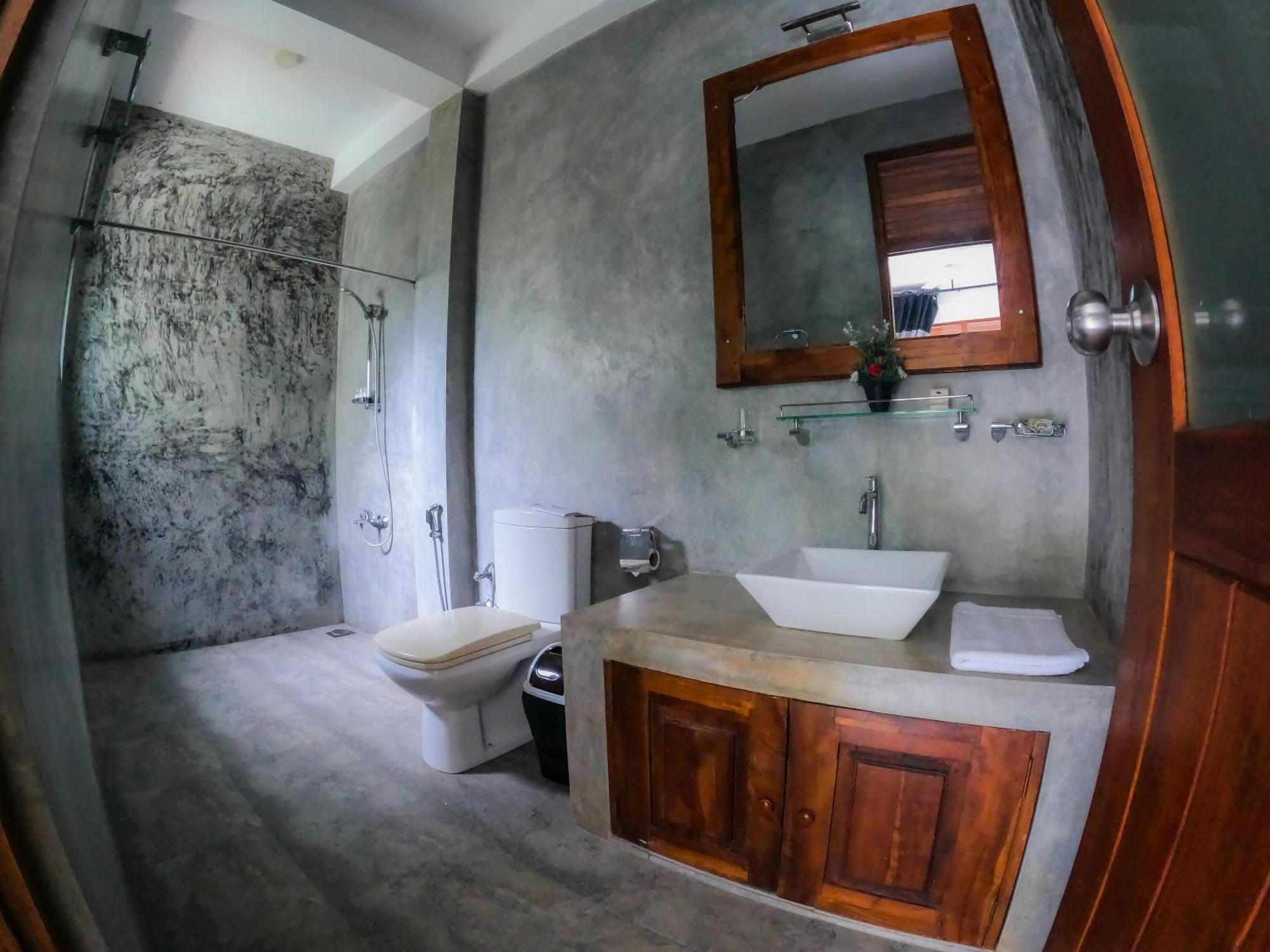 Hotel Athgira อุดาวาลาเว ภายนอก รูปภาพ