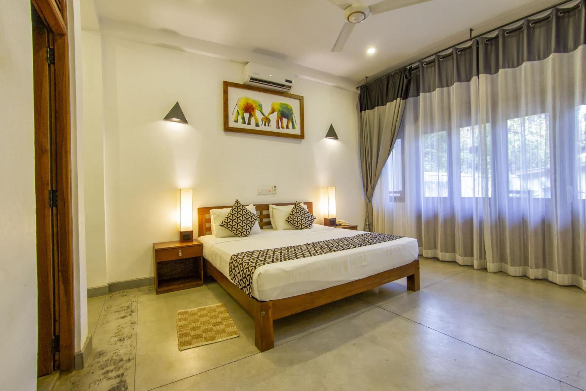 Hotel Athgira อุดาวาลาเว ภายนอก รูปภาพ