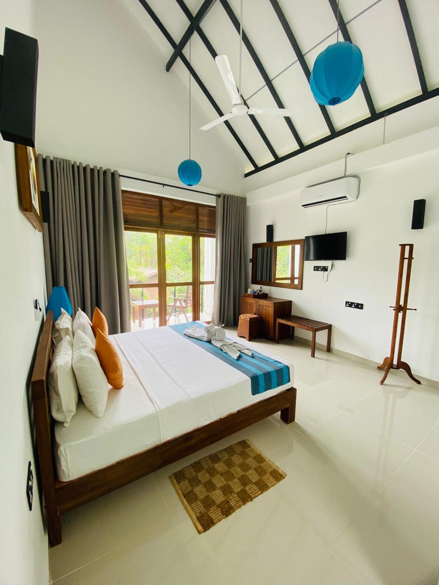 Hotel Athgira อุดาวาลาเว ภายนอก รูปภาพ
